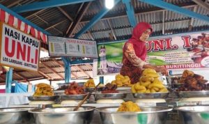 Rumah Makan Padang Khas Bukittinggi